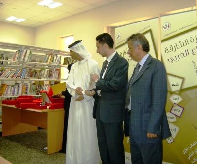 الدكتور منقذ عقاد يفوز  بجائزة الشارقة للإبداع العربي 